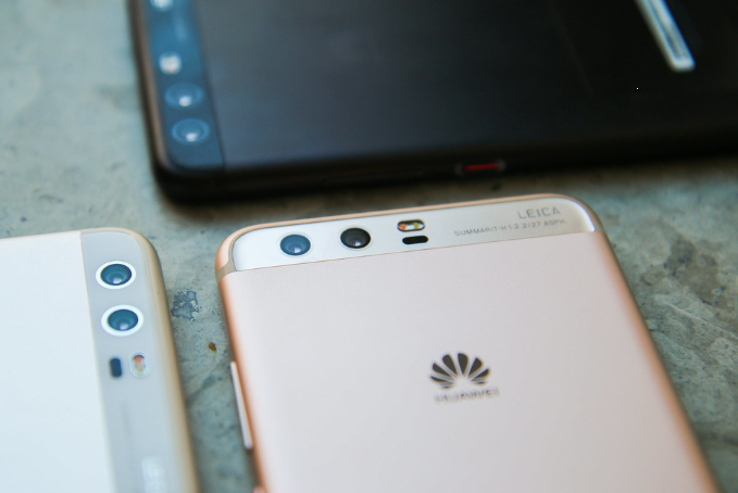 Google restricts Huawei from using Android Mobile Google Ban Huawei